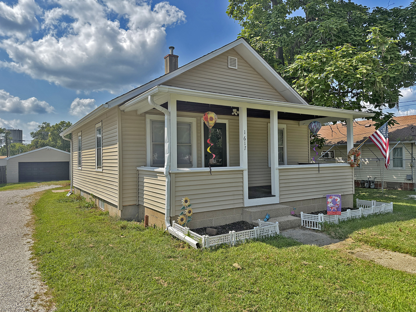 1617 Pine Street Property Photo 1