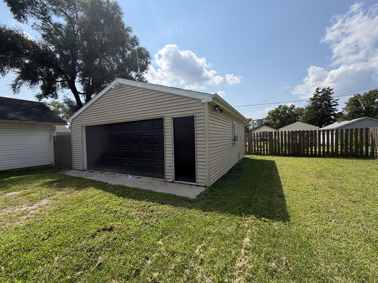 1617 Pine Street Property Photo 19