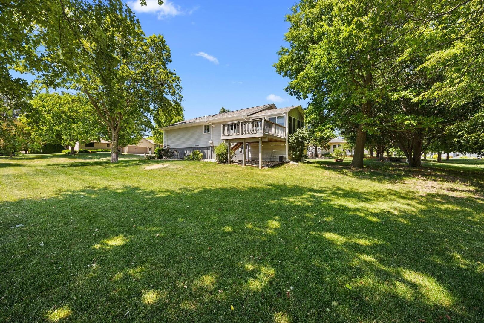 212 N Ostrom Avenue Property Photo 2