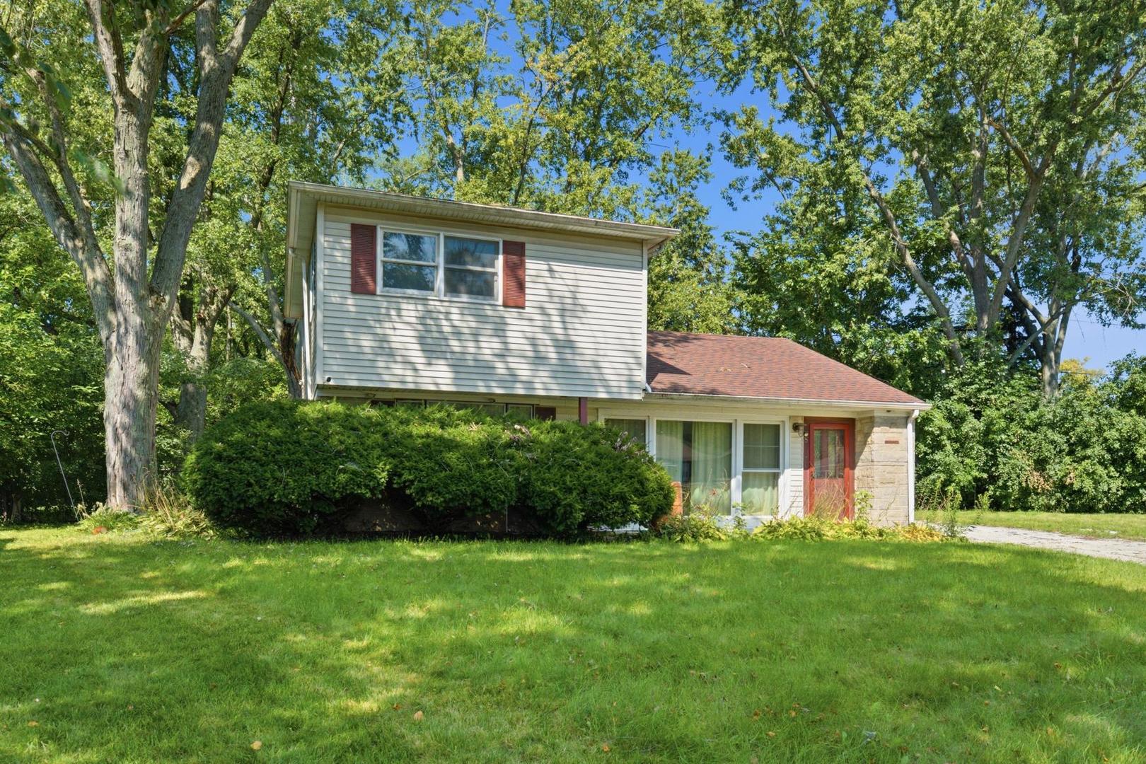 8 Mantua Court Property Photo 2