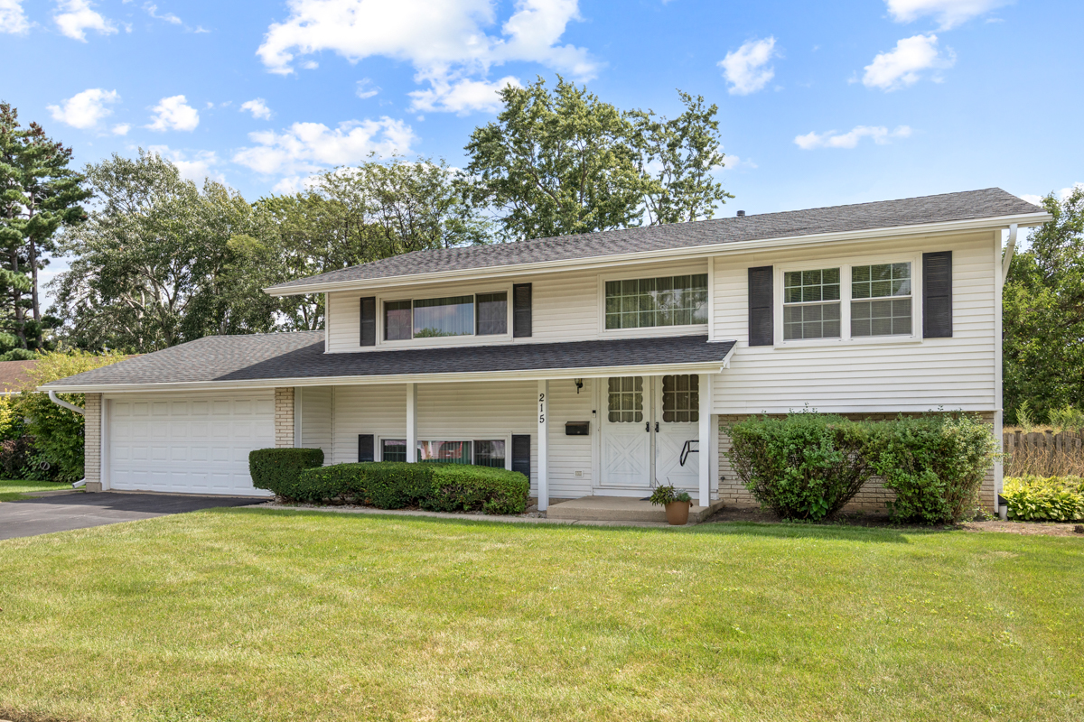 215 Parkchester Road Property Photo 1