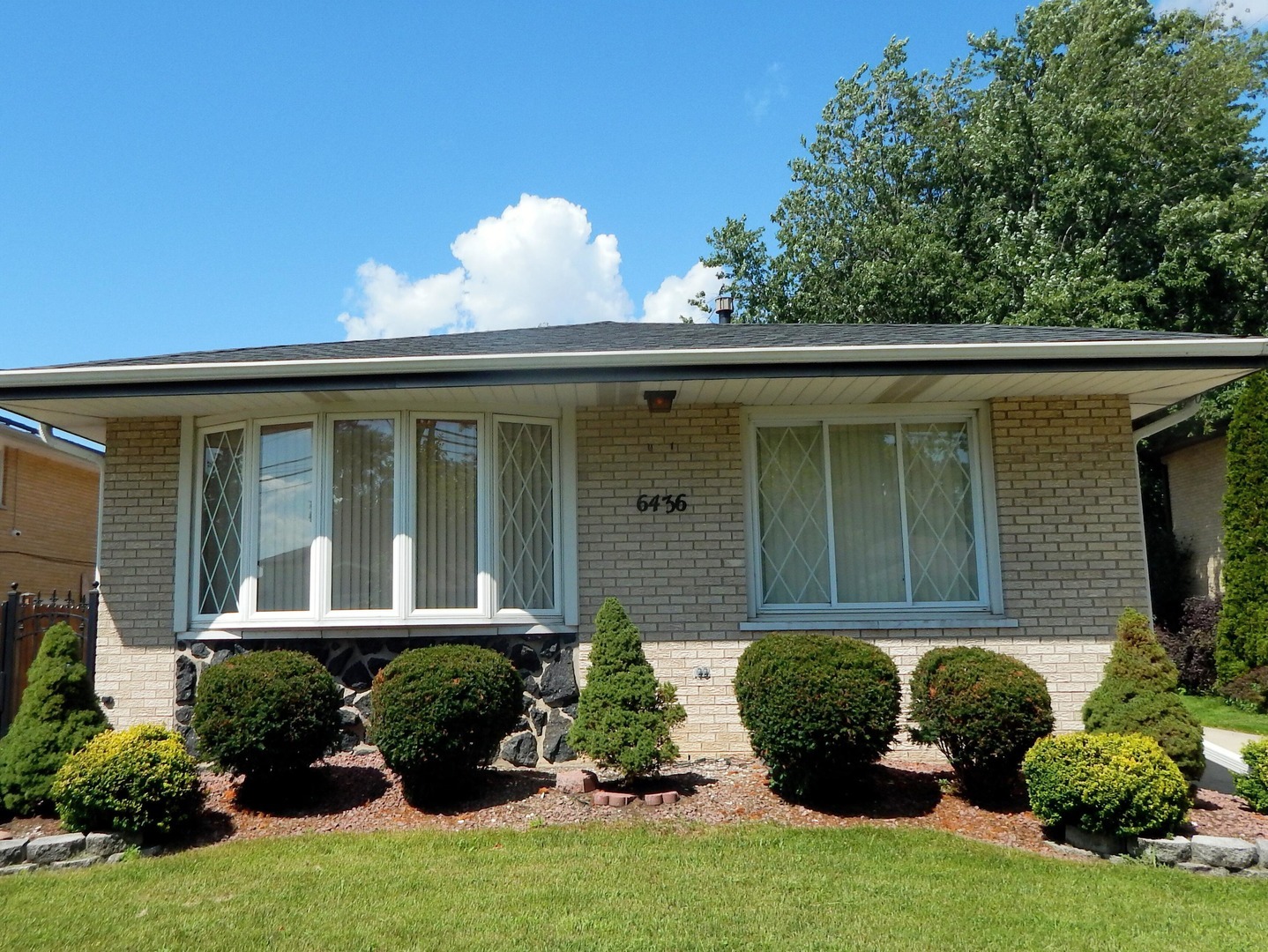 6436 W 89th Place Property Photo 1
