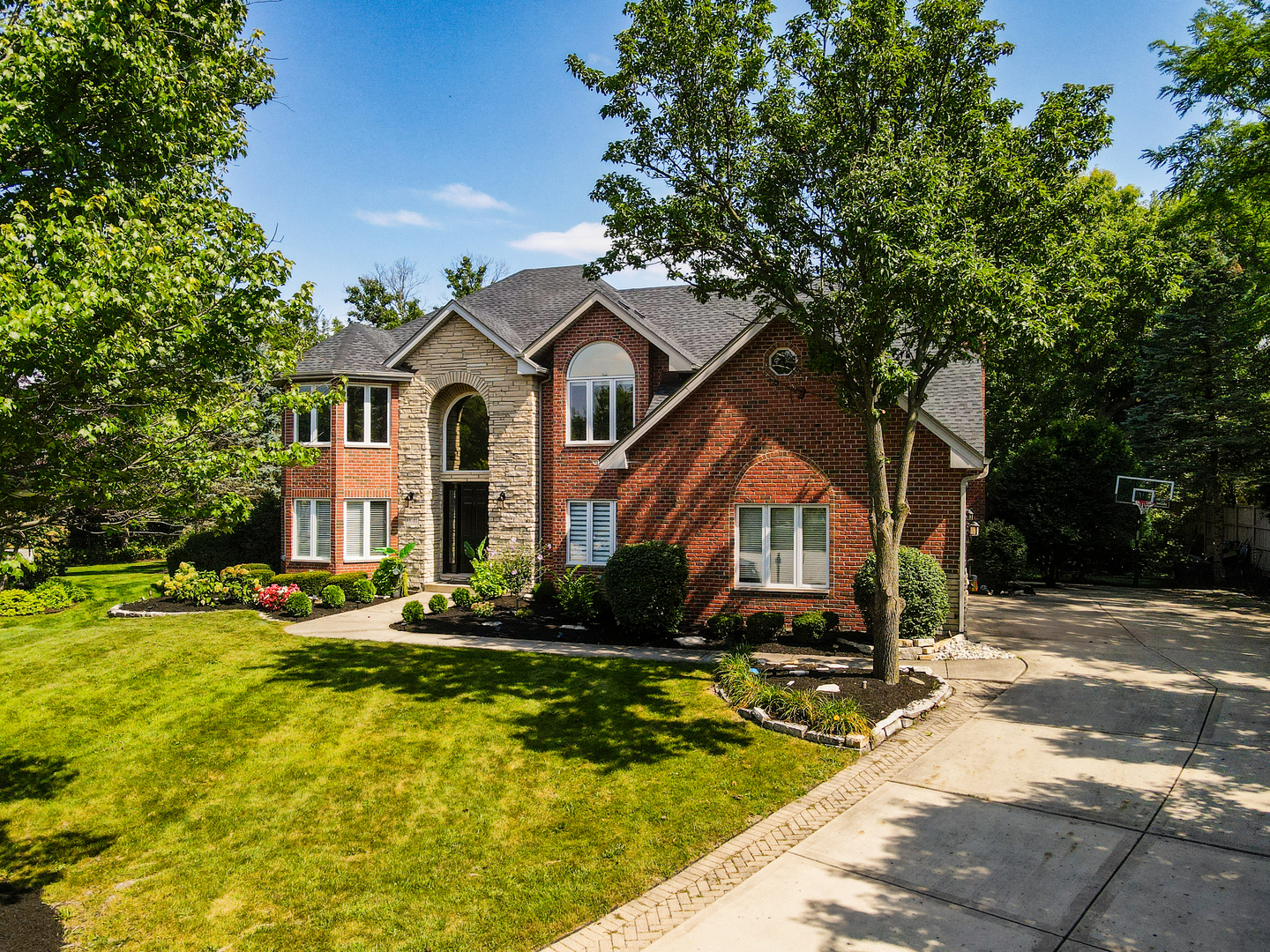 13701 Oak Tree Lane Property Photo