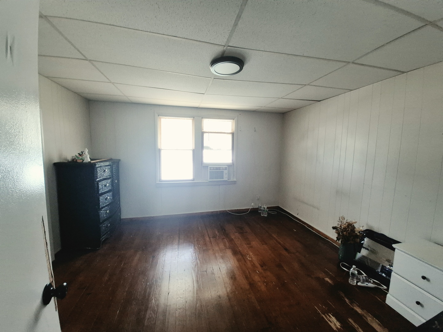 14 E Logan Street Property Photo 13