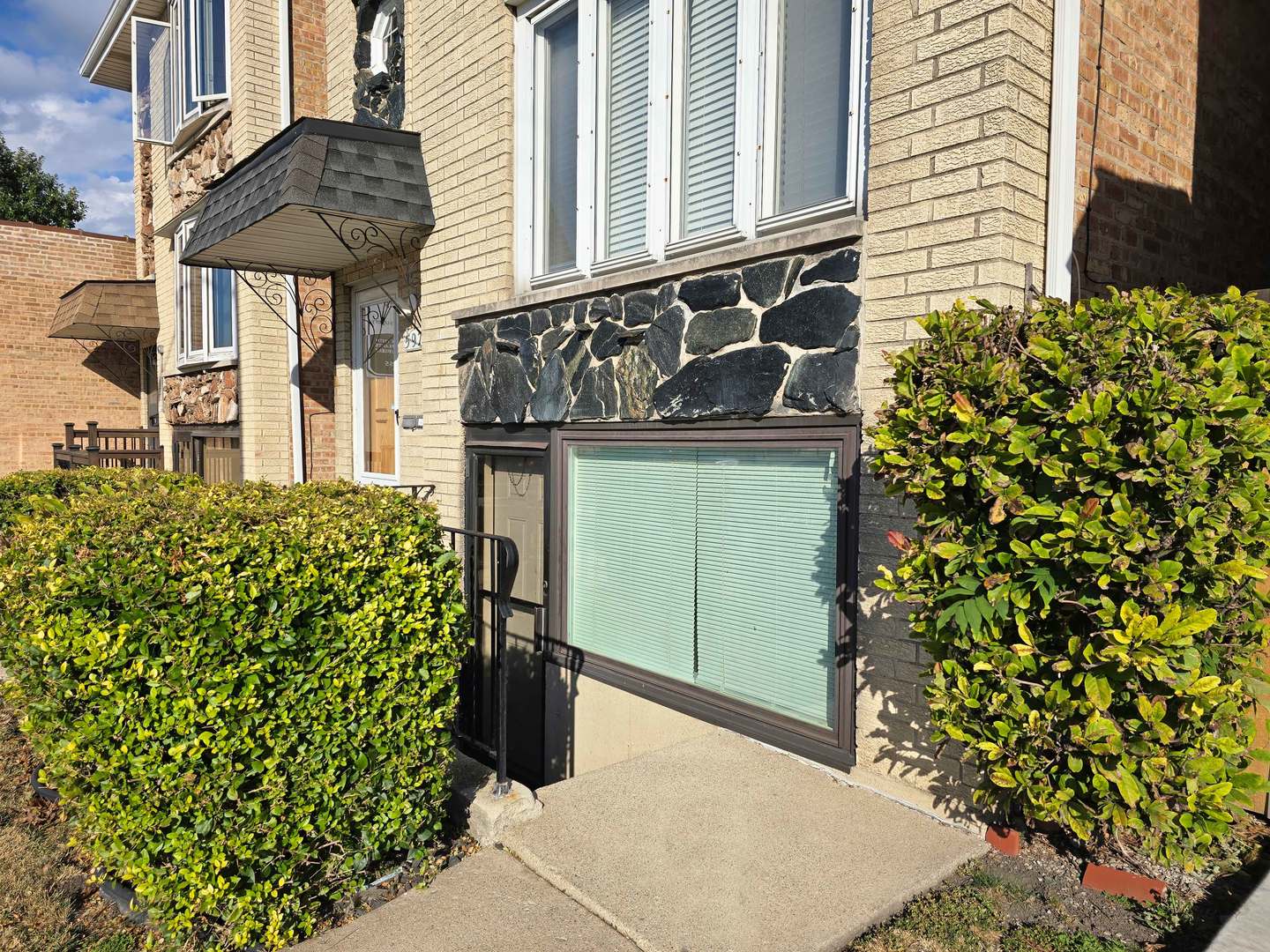5972 S Archer Avenue Gn Property Photo 2