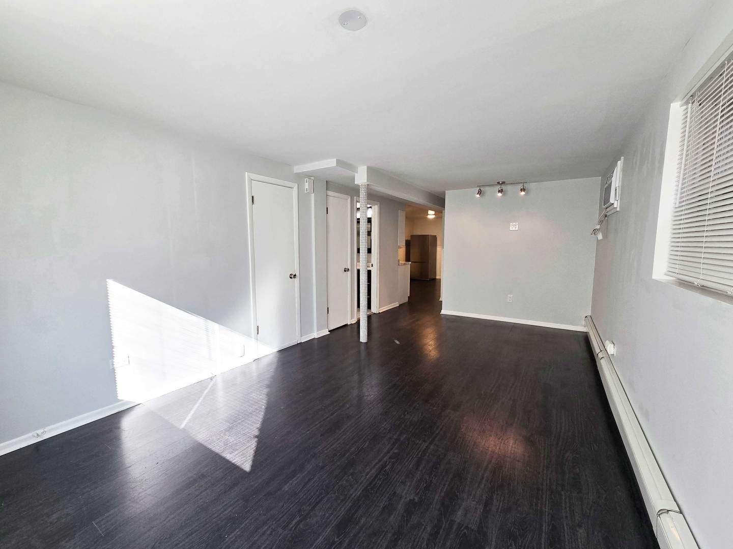 5972 S Archer Avenue Gn Property Photo 4