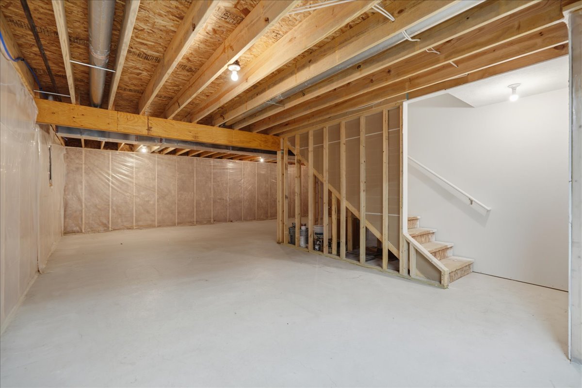 51 Winding Way Property Photo 28