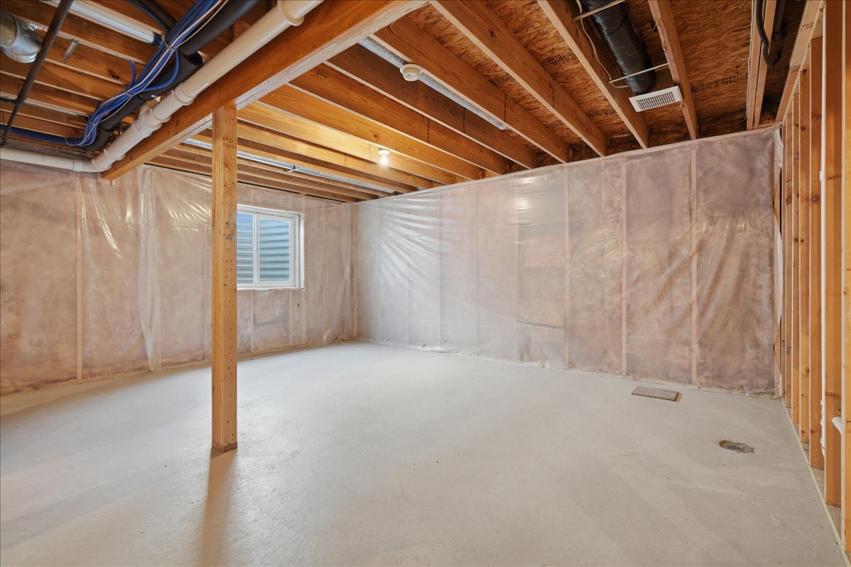 51 Winding Way Property Photo 31