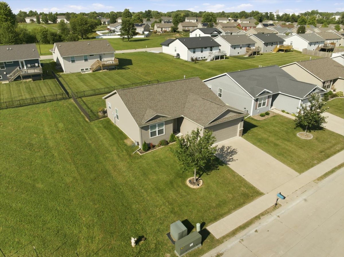 51 Winding Way Property Photo 35