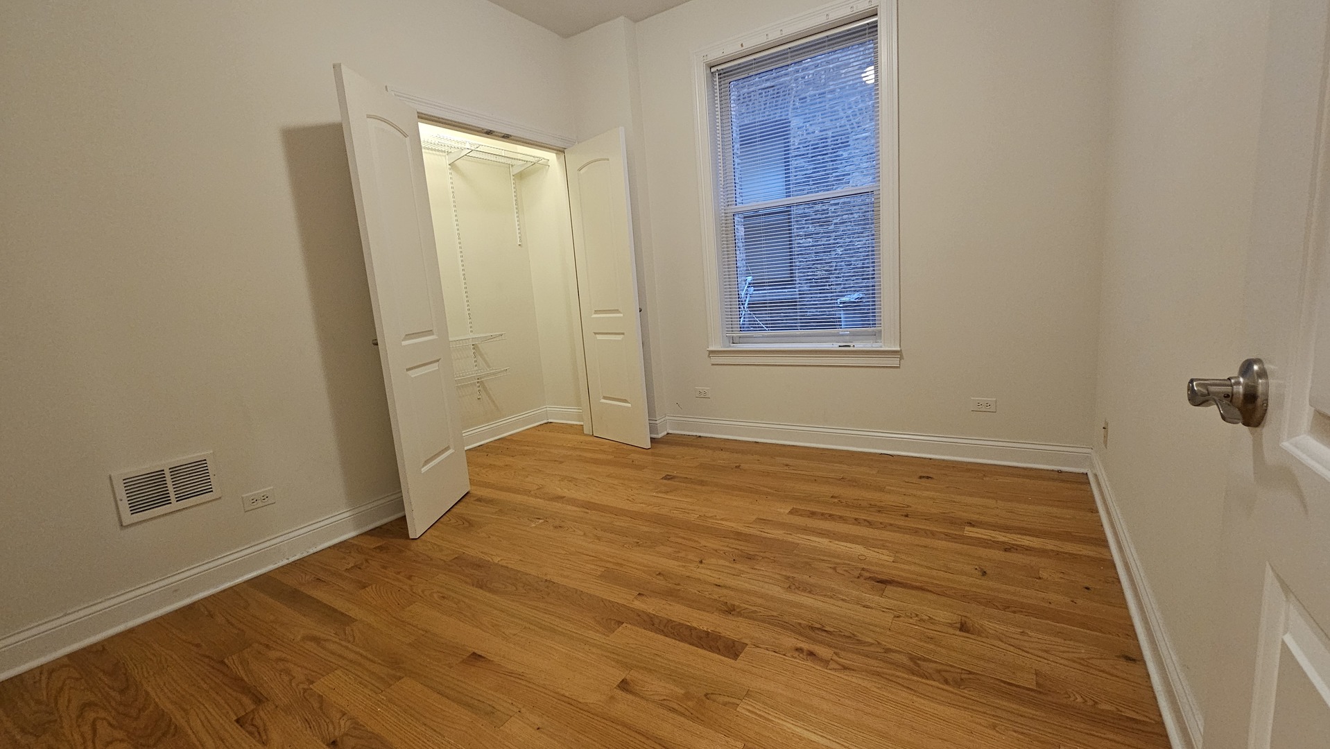3337 N Halsted Street 2 Property Photo 22