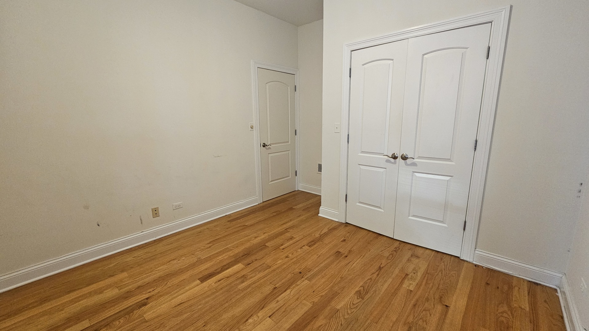 3337 N Halsted Street 2 Property Photo 24