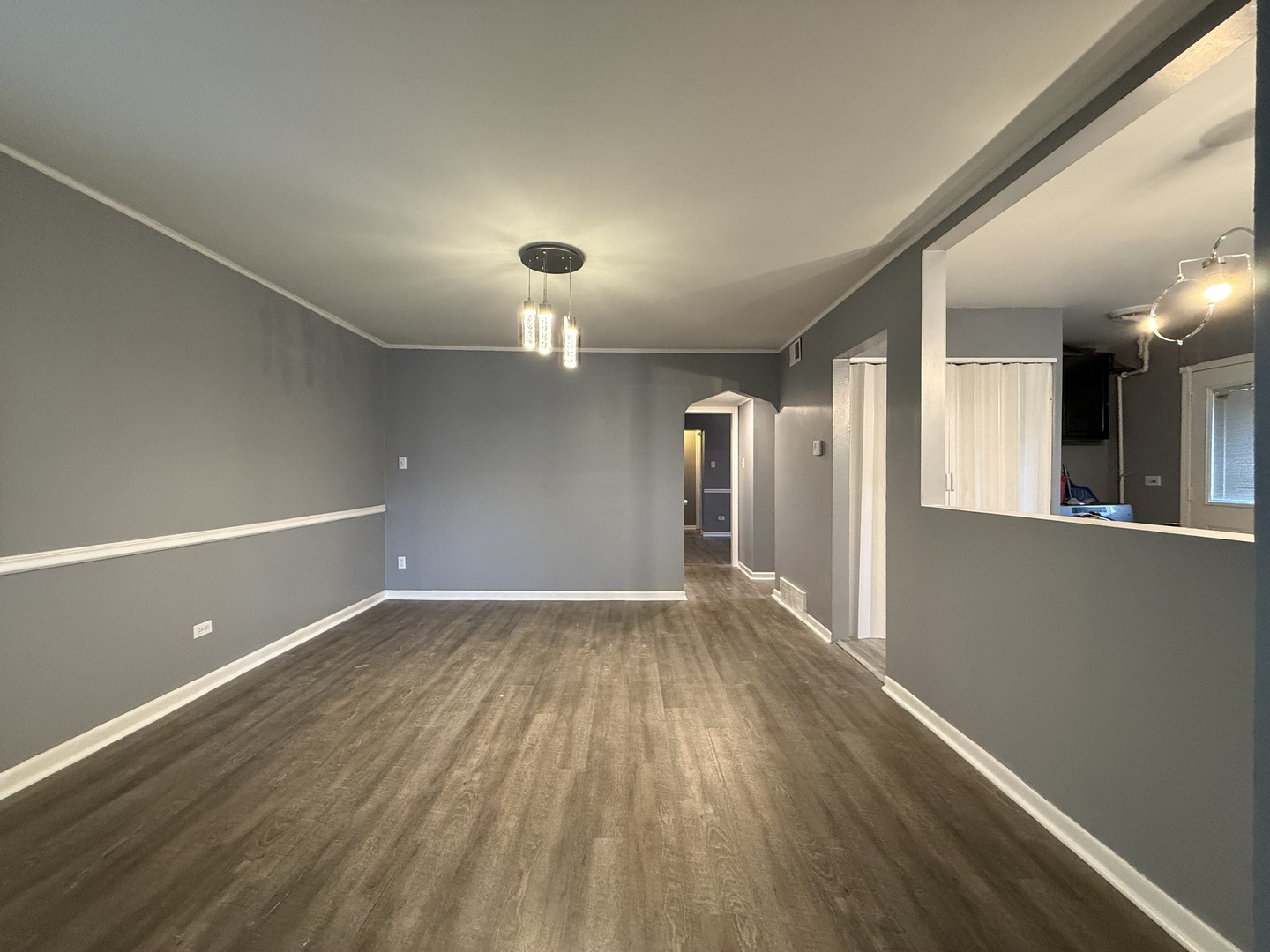 12610 S Ada Street Property Photo 4
