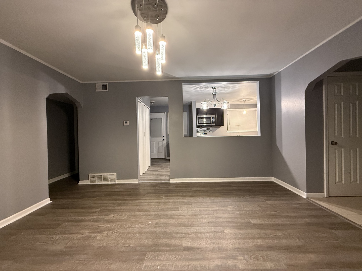 12610 S Ada Street Property Photo 8