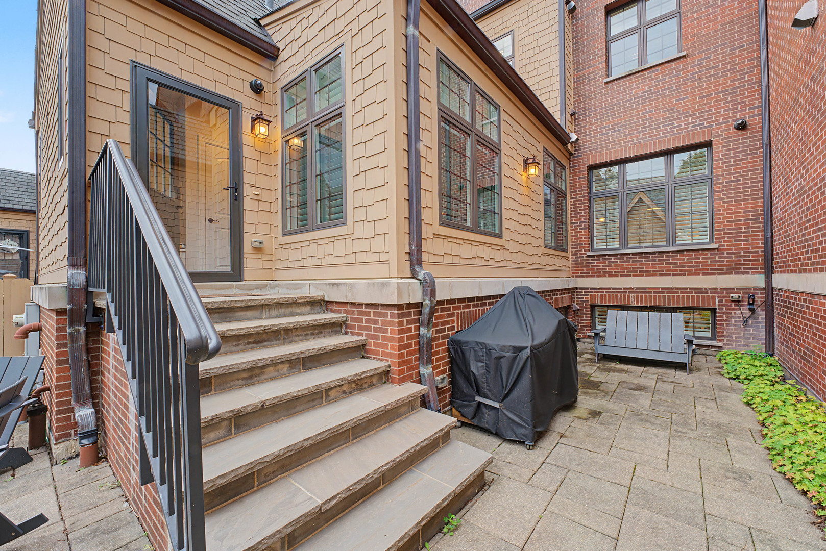 12746337 Property Photo 36