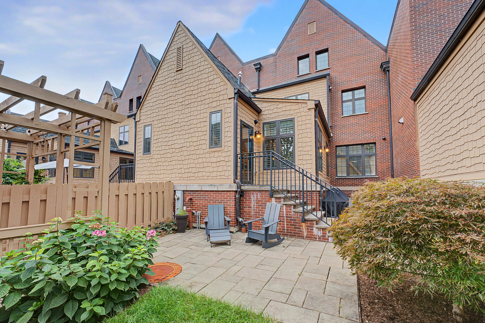 12746337 Property Photo 38