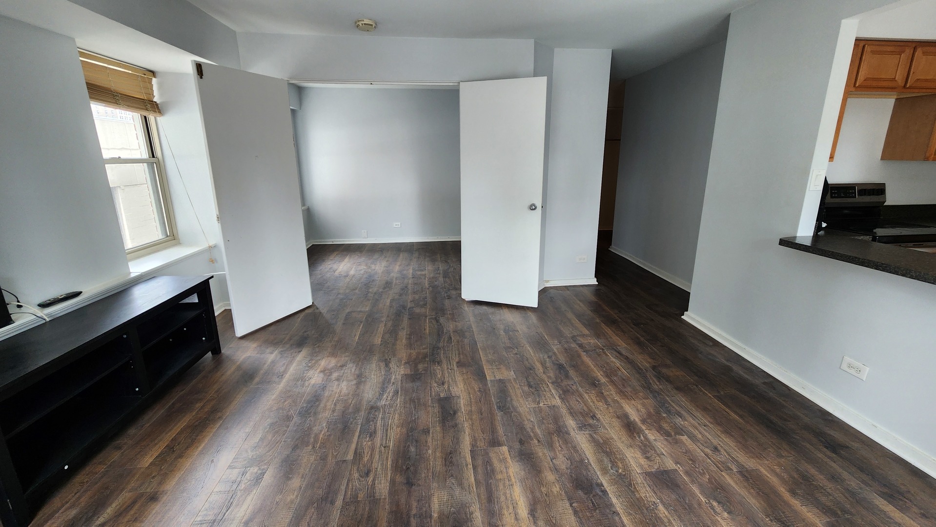 40 E 9th Street 1015 Property Photo 5