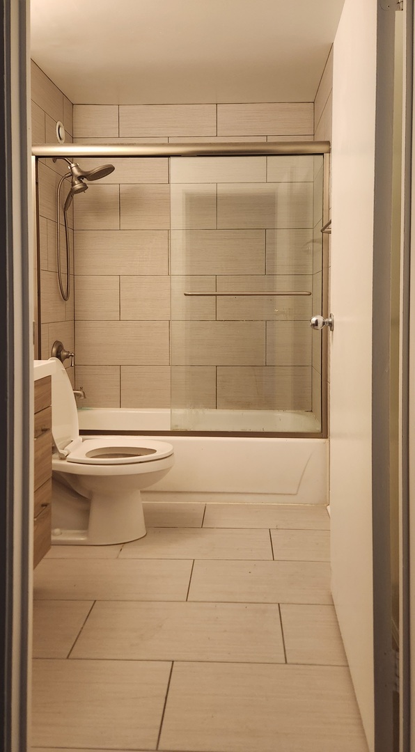 40 E 9th Street 1015 Property Photo 7