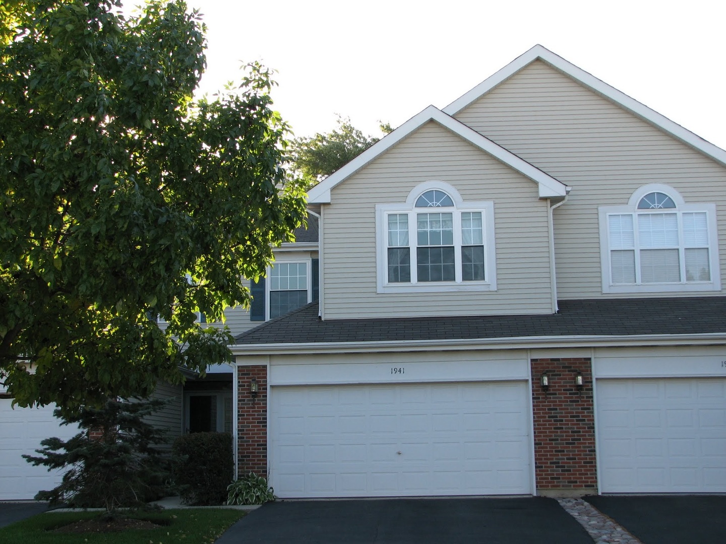 12746346 Property Photo 1