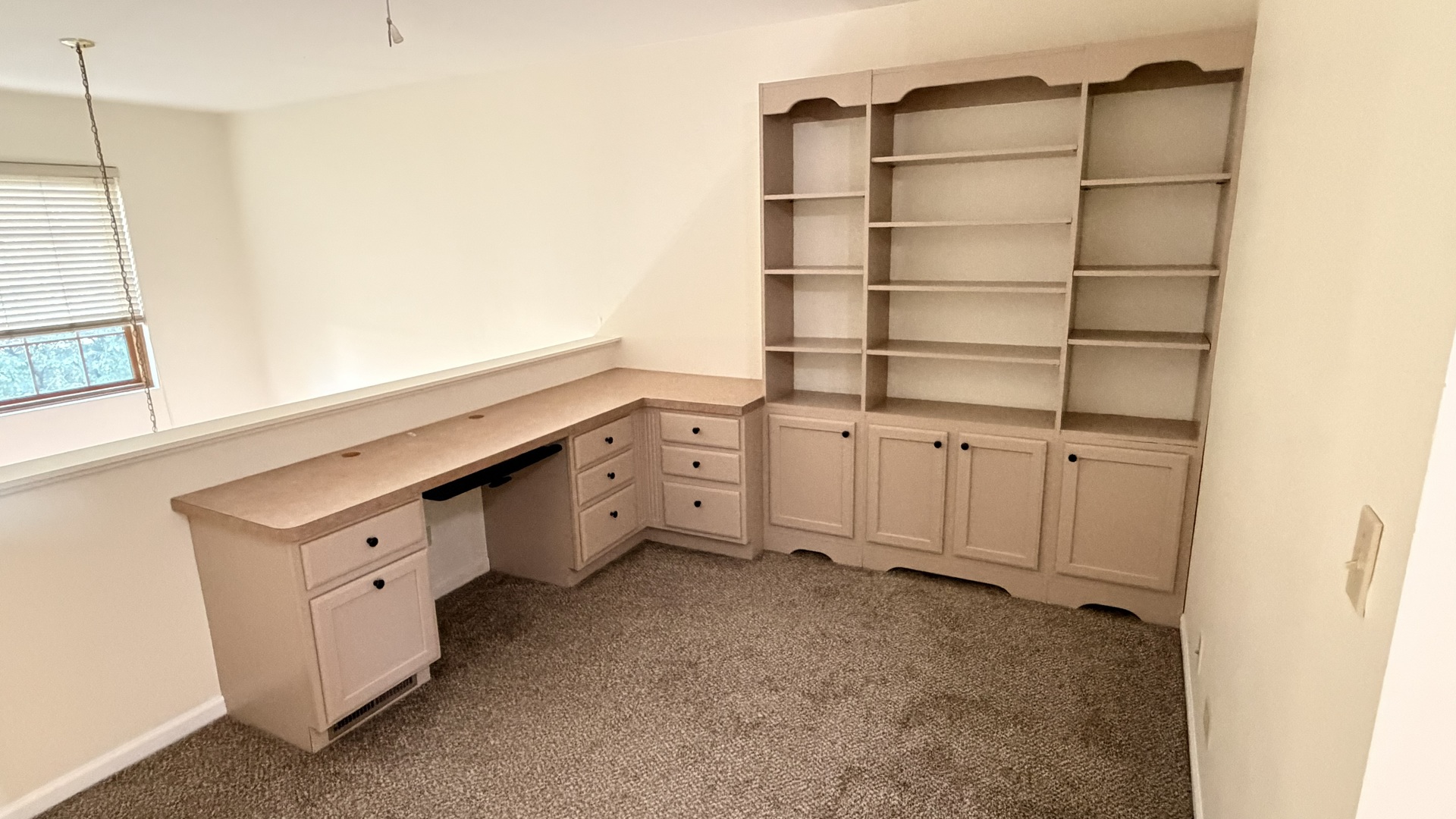12746346 Property Photo 12