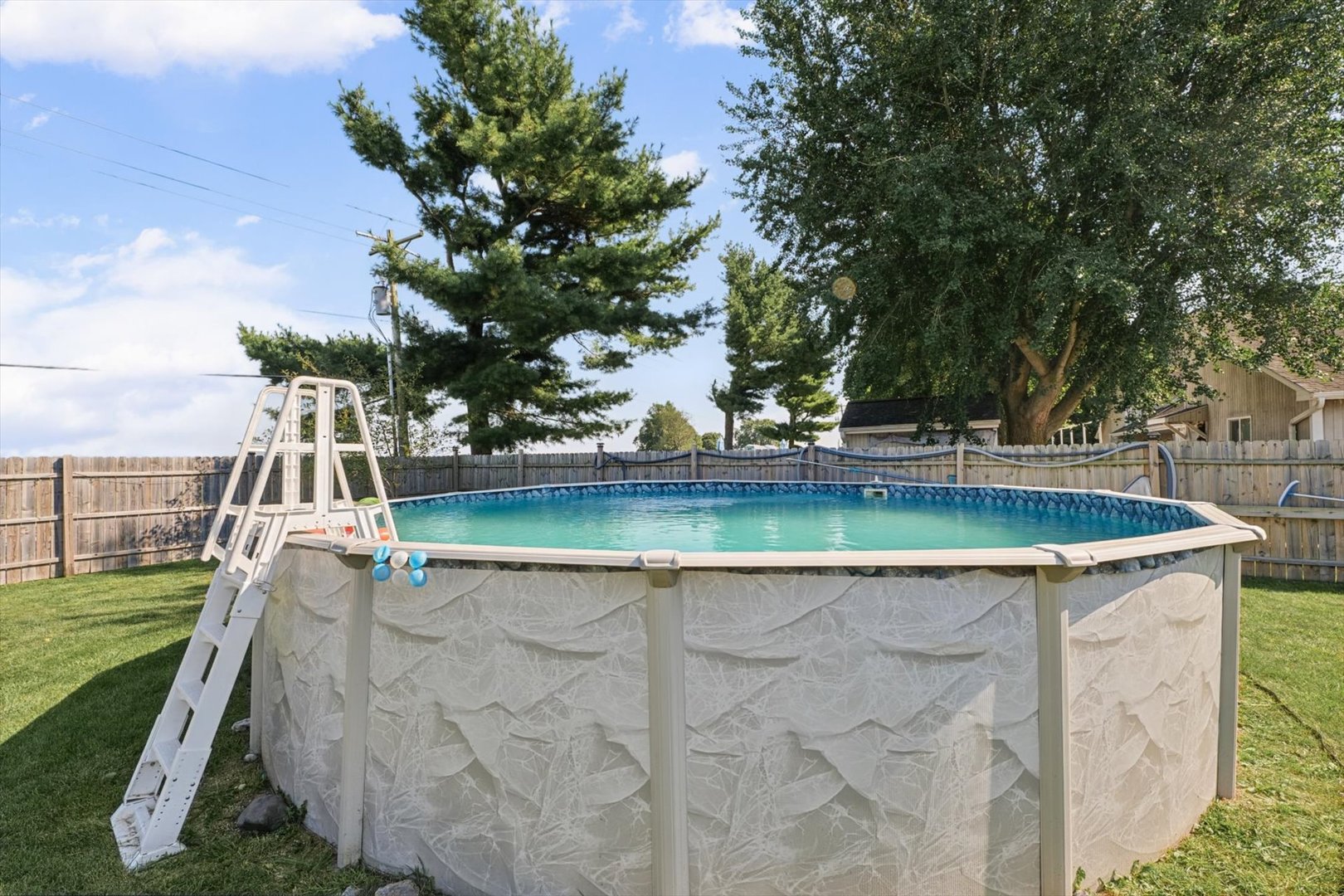 65 Chestnut Court Property Photo 35