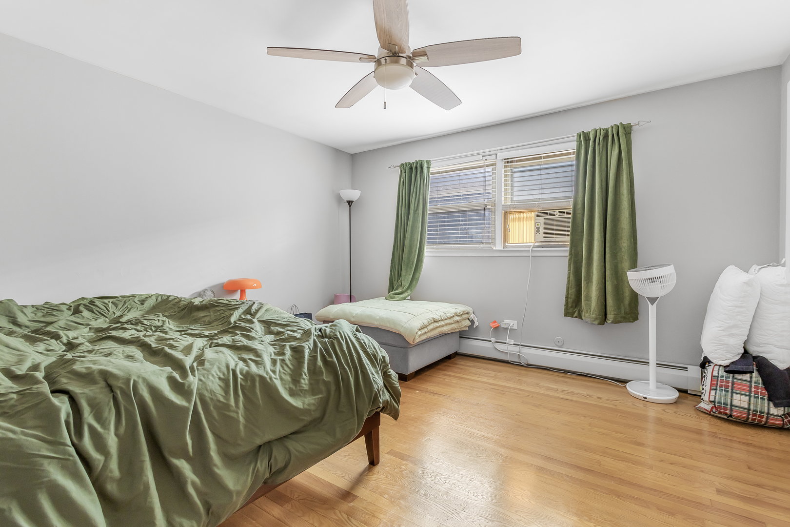 6845 N Northwest Highway 3e Property Photo 16