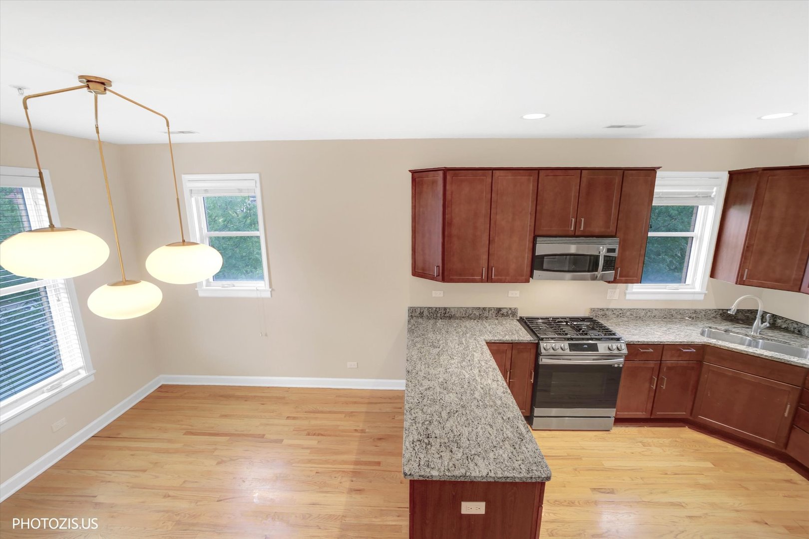 170 N Marion Street 14 Property Photo 11