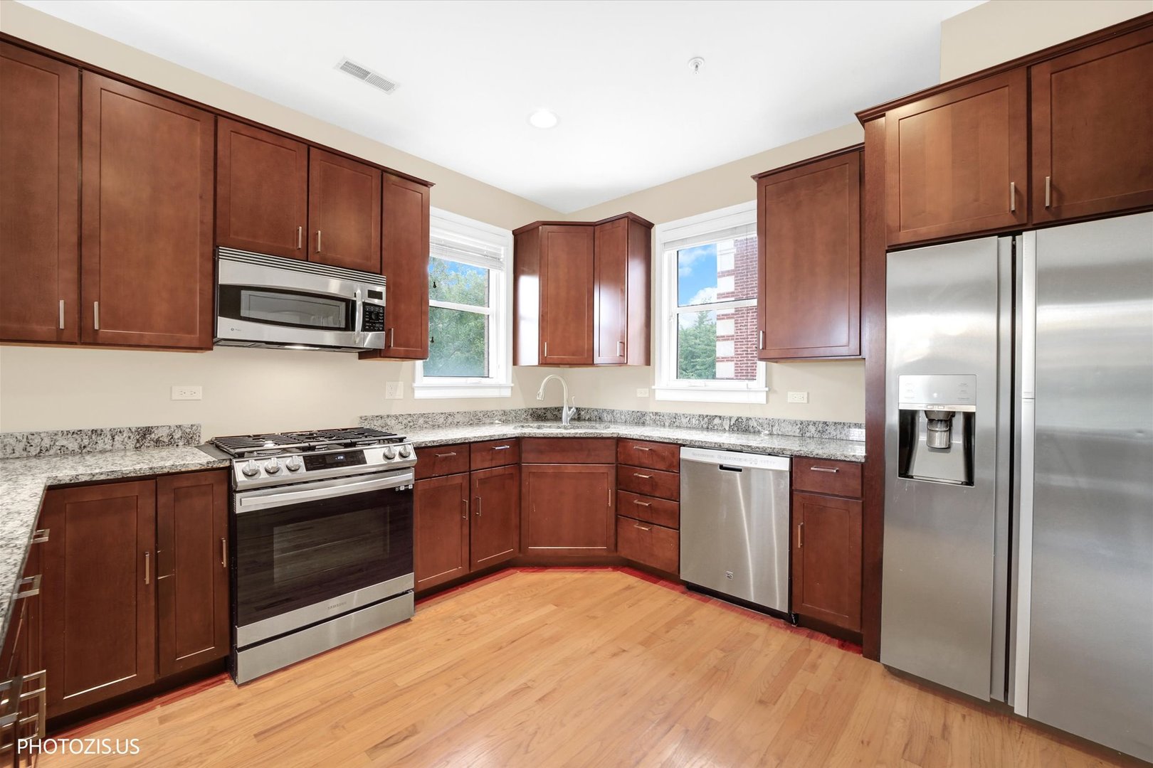 170 N Marion Street 14 Property Photo 12