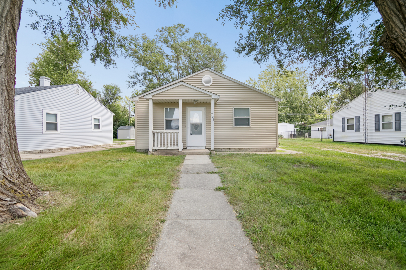 726 N Webster Circle Property Photo 2