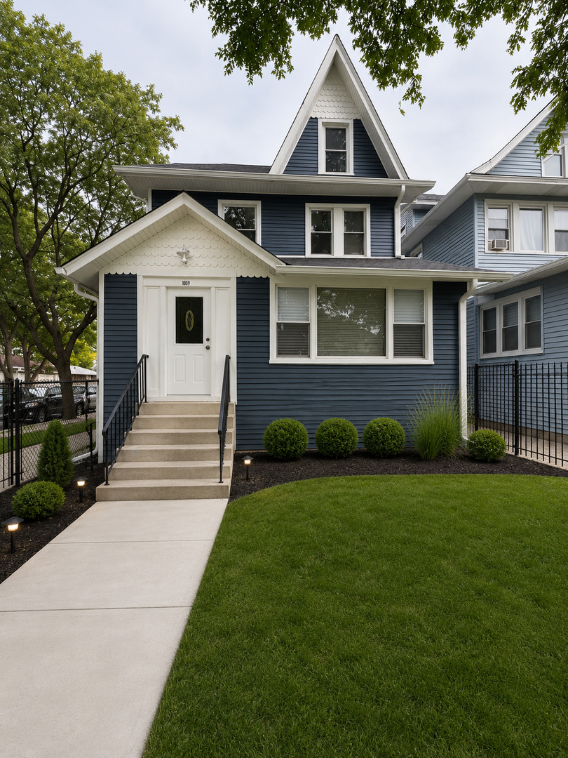 1059 N Lorel Avenue Property Photo 1