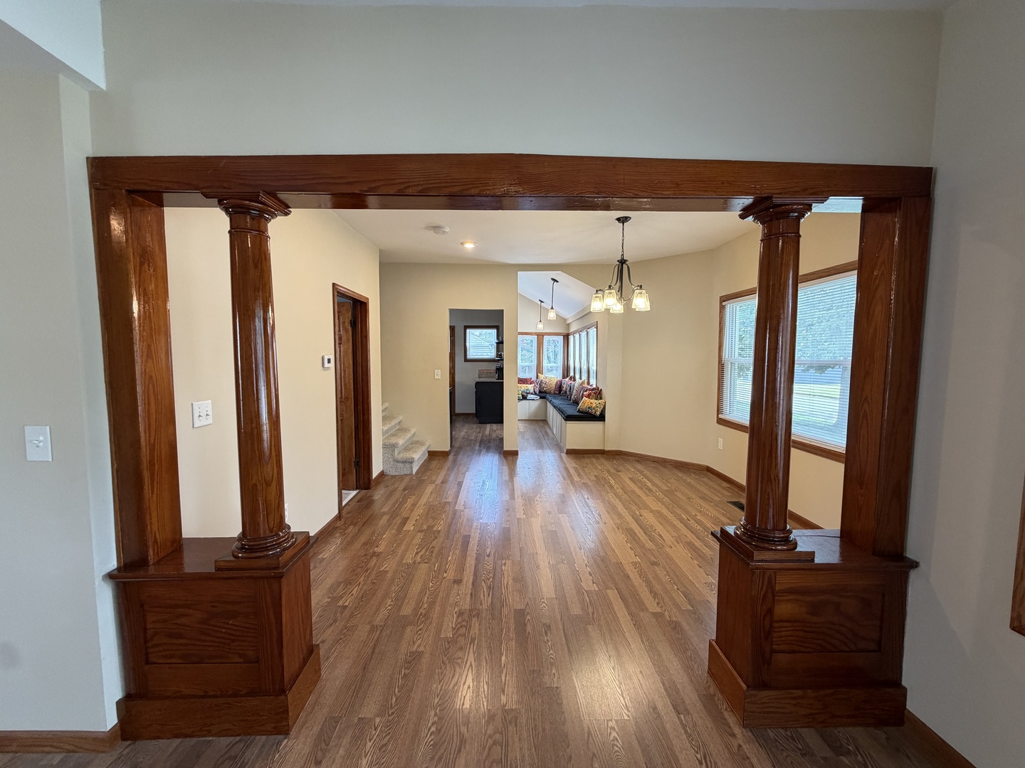 412 N Grand Avenue Property Photo 17