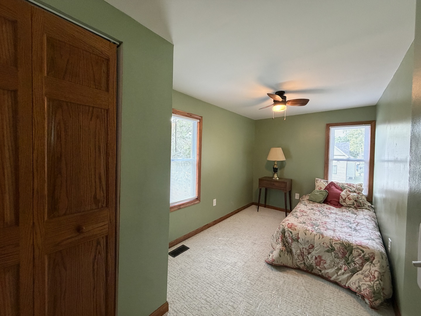 412 N Grand Avenue Property Photo 58