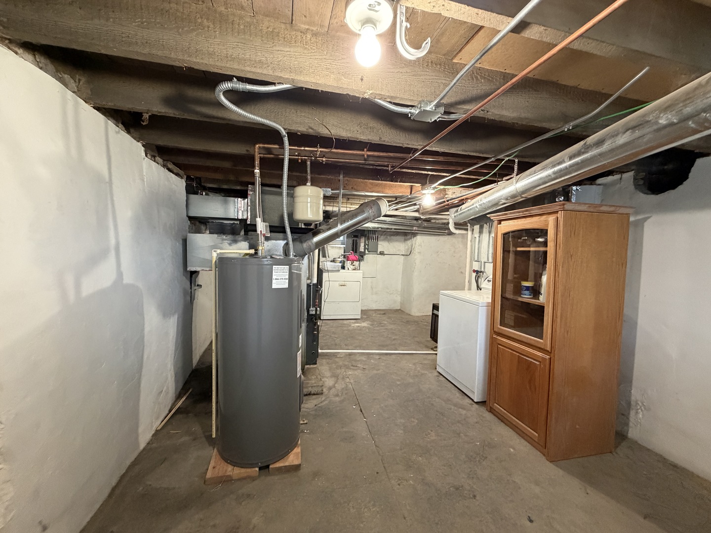 412 N Grand Avenue Property Photo 67