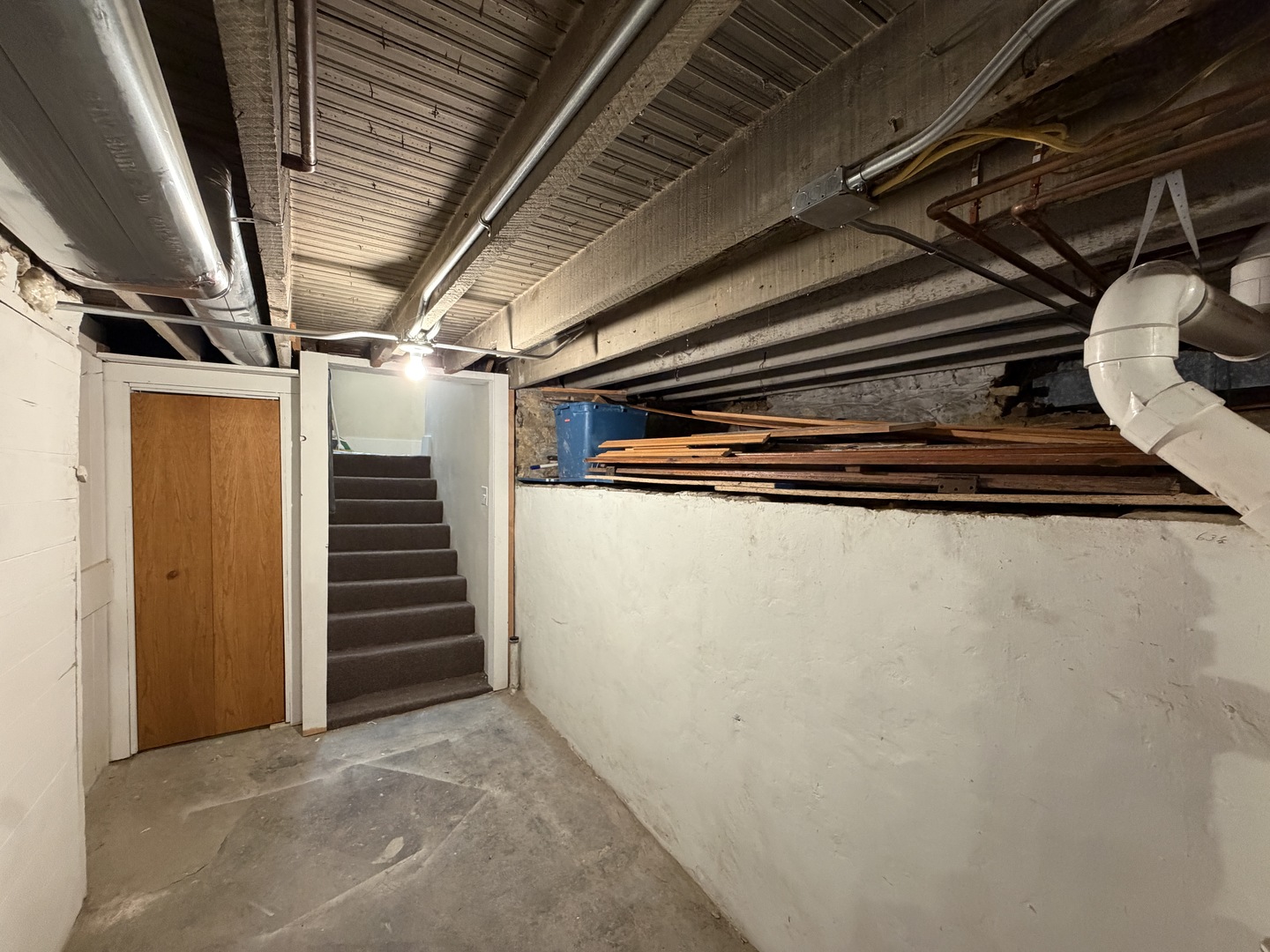 412 N Grand Avenue Property Photo 69