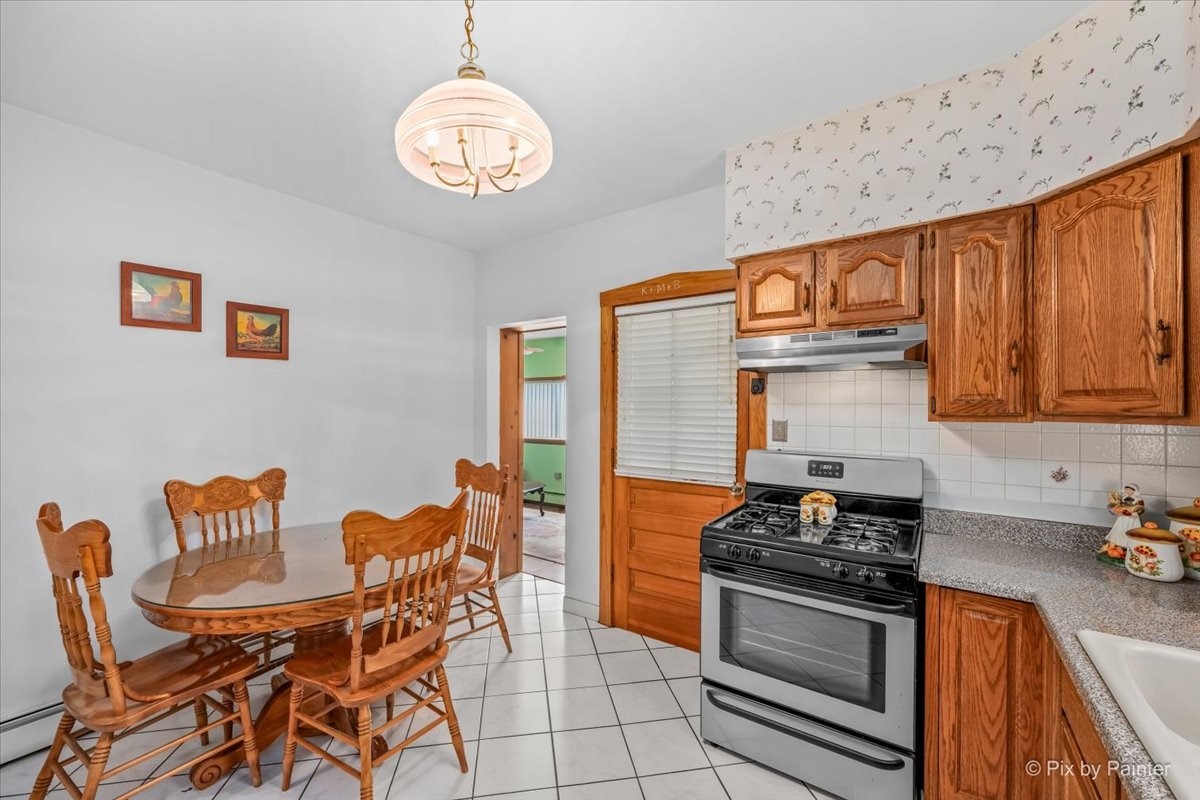 4984 N Major Avenue Property Photo 4