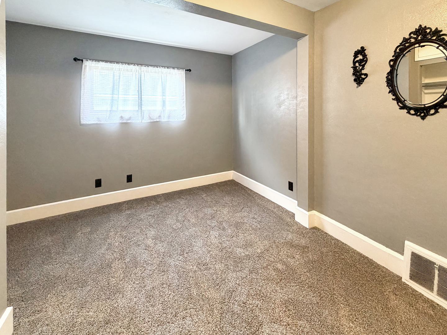 408 12th Avenue Property Photo 11