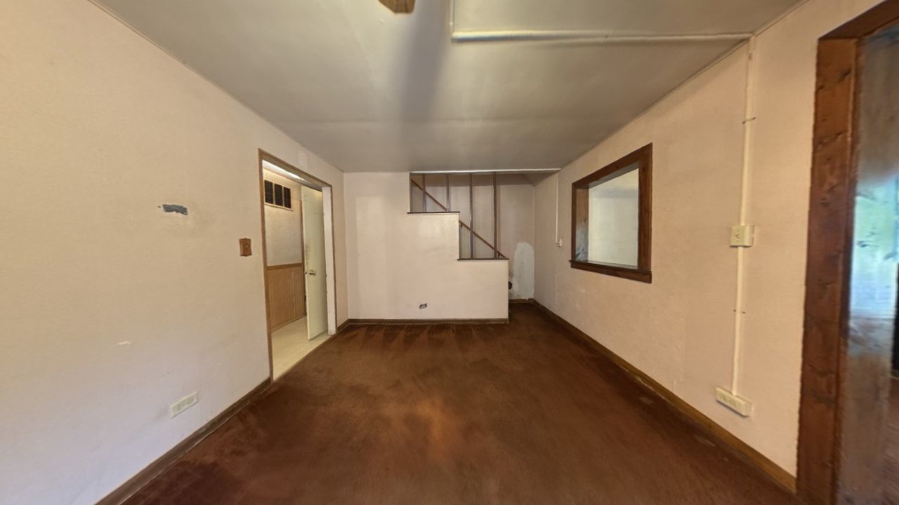 16610 Geneva Drive Property Photo 8