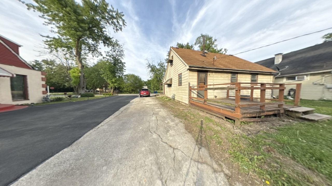 16610 Geneva Drive Property Photo 20