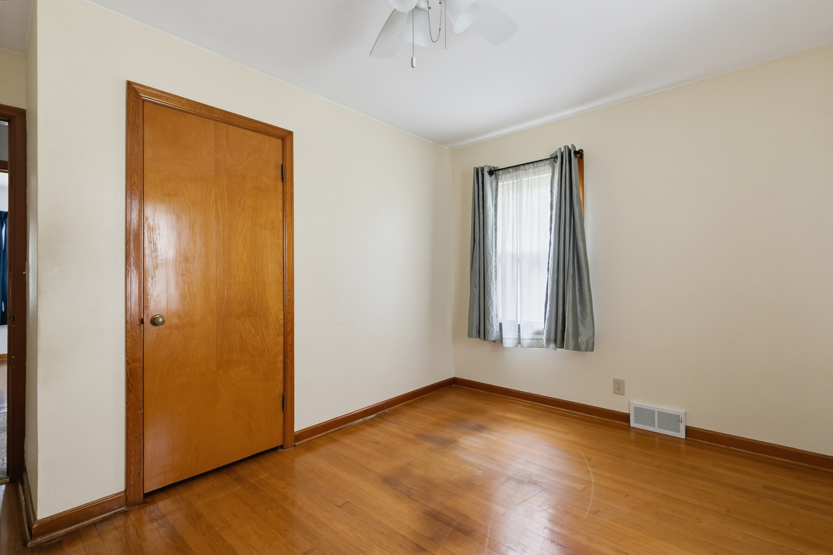 1024 25th Street Property Photo 18