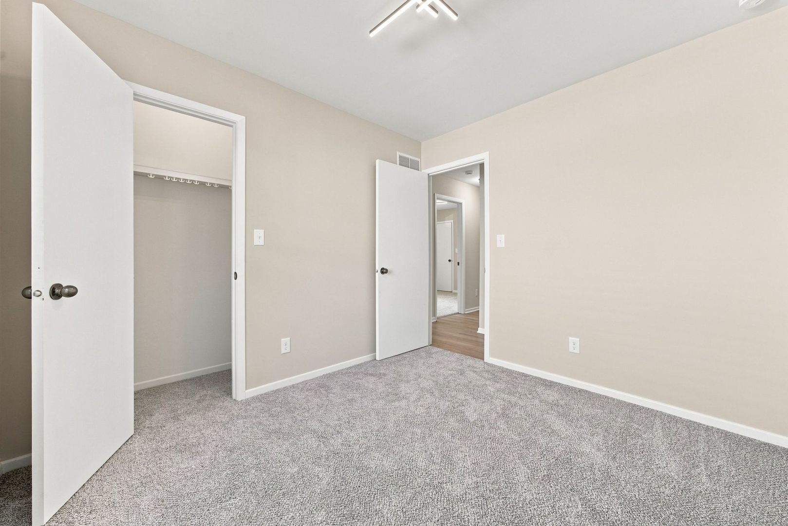 509 N Park Avenue Property Photo 13
