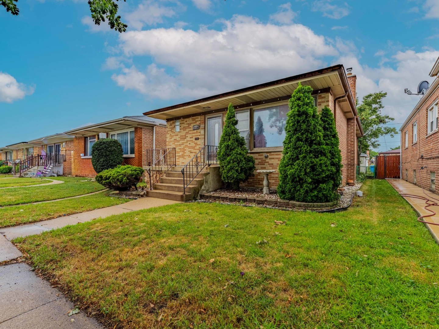 11120 S Ewing Avenue Property Photo 3