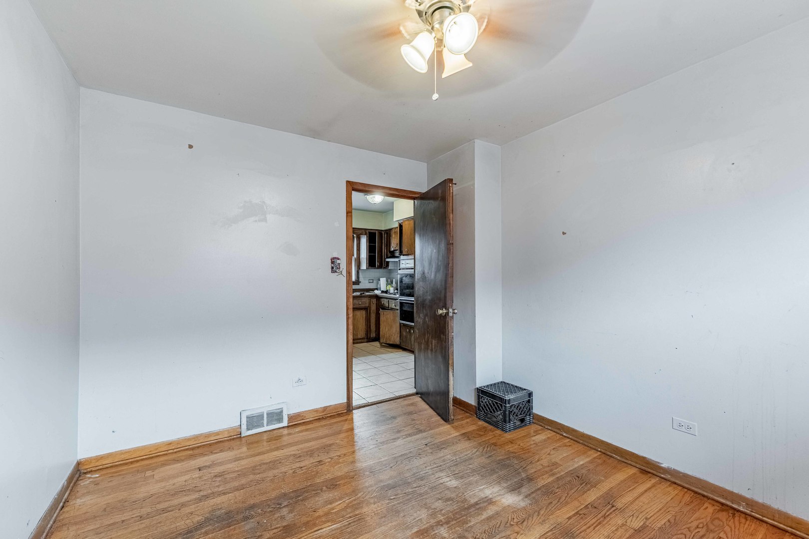 11120 S Ewing Avenue Property Photo 24