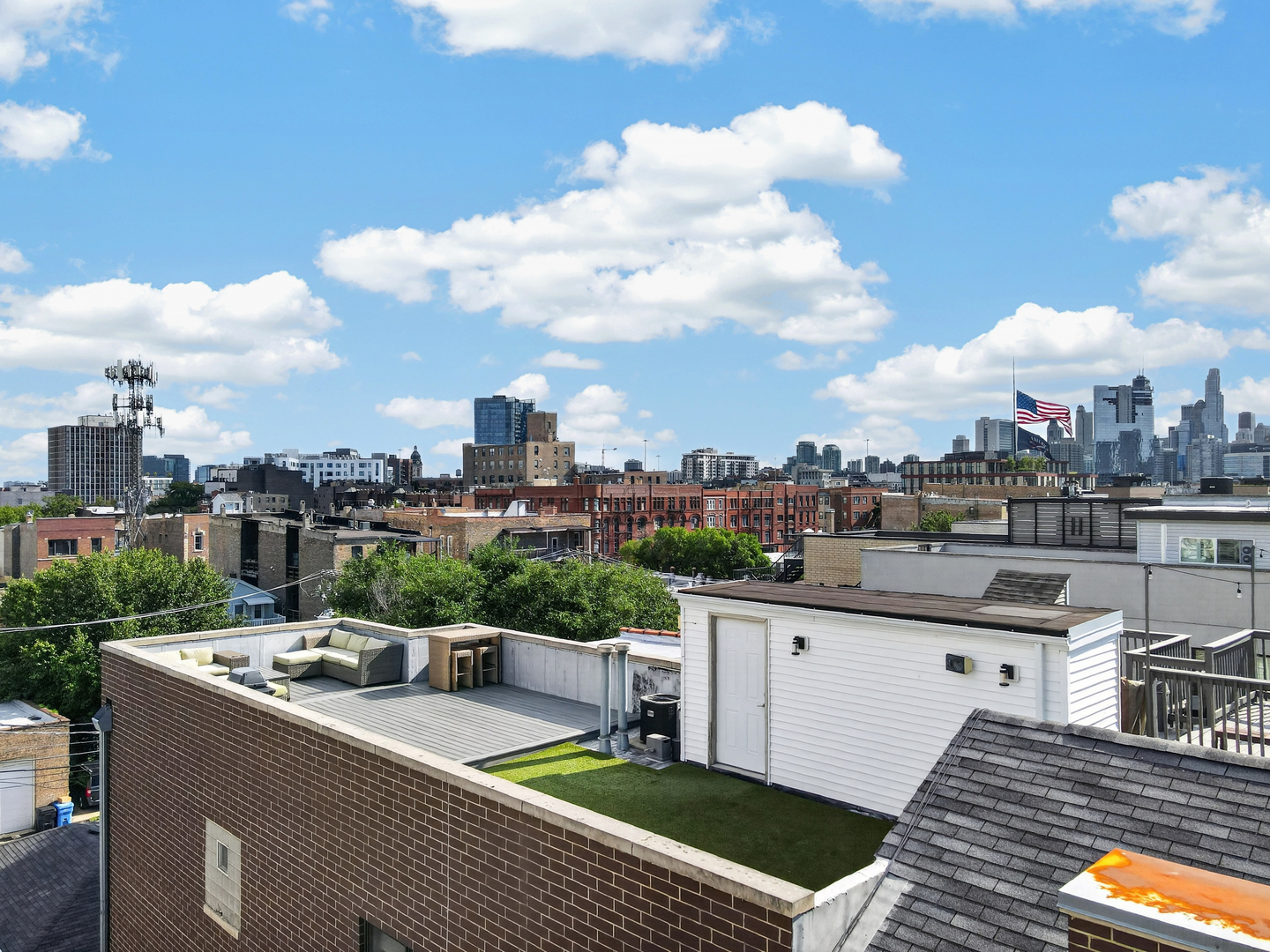 1224 W Hubbard Street 3 Property Photo 23