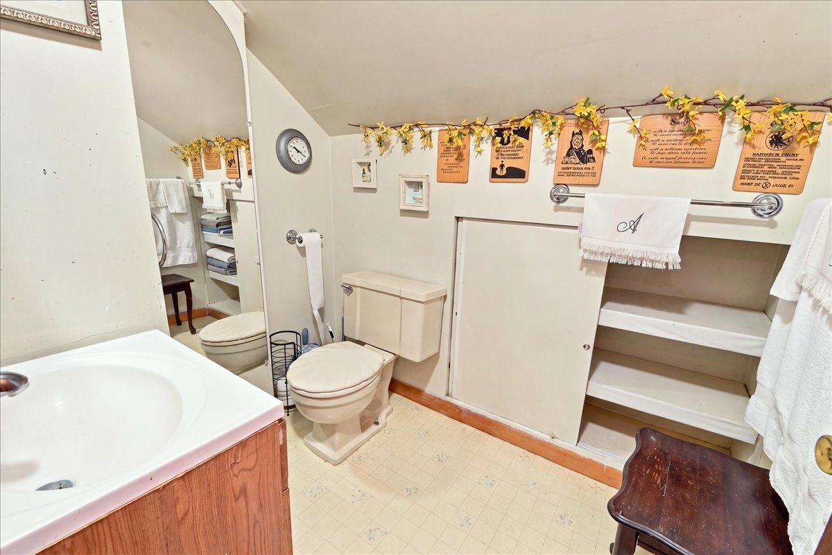 3816 W 84th Place Property Photo 11