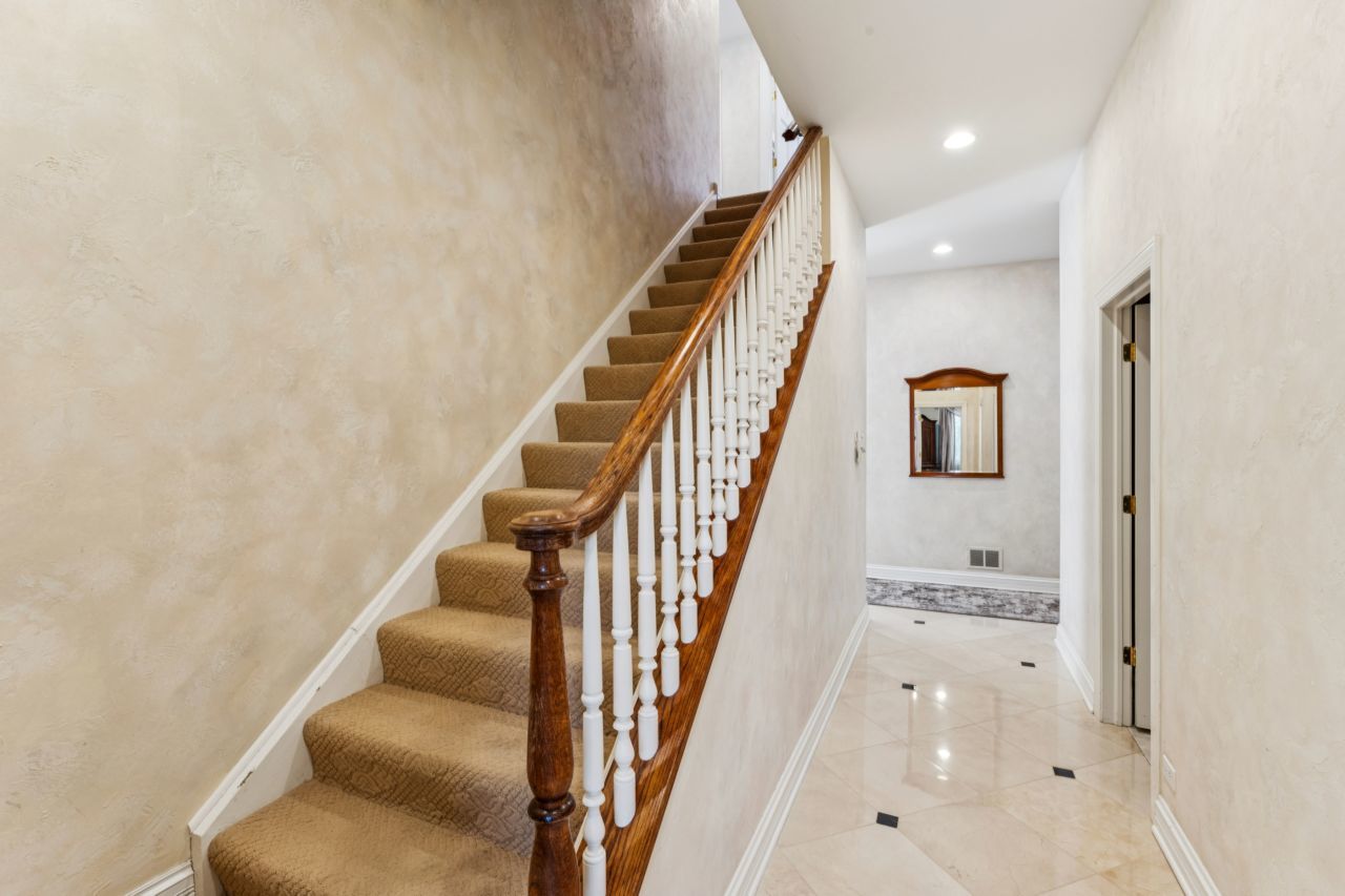 1745 Sundrop Circle Property Photo 41