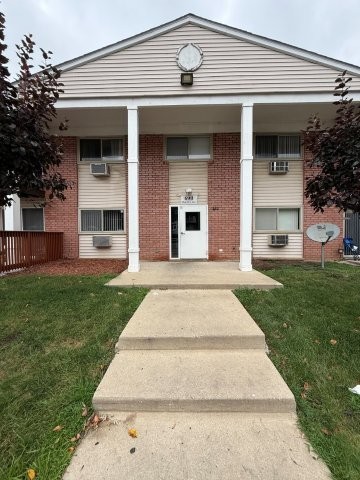 690 Marilyn Avenue 206 Property Photo 2