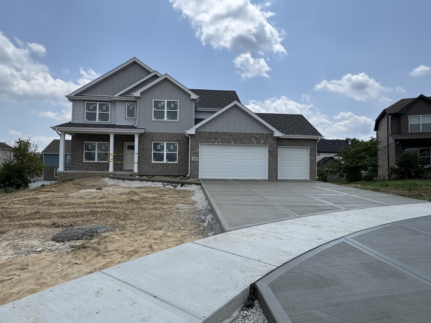 15915 Jade Court Property Photo 2
