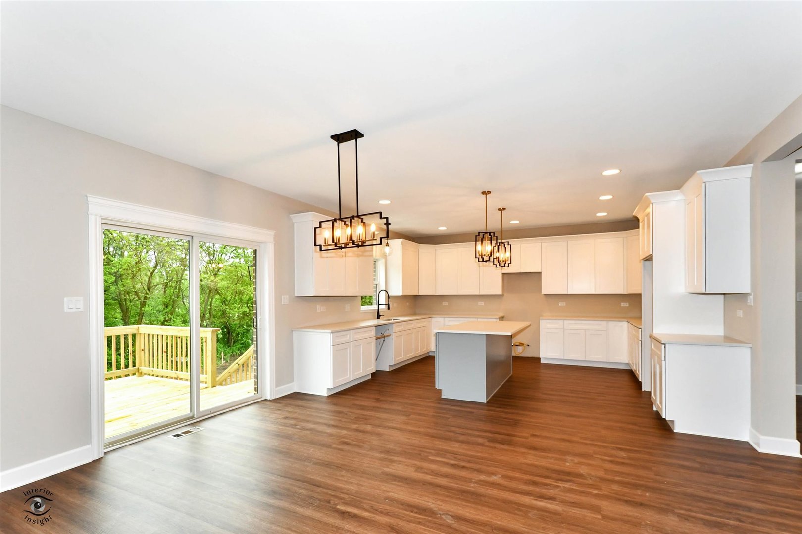 15915 Jade Court Property Photo 6