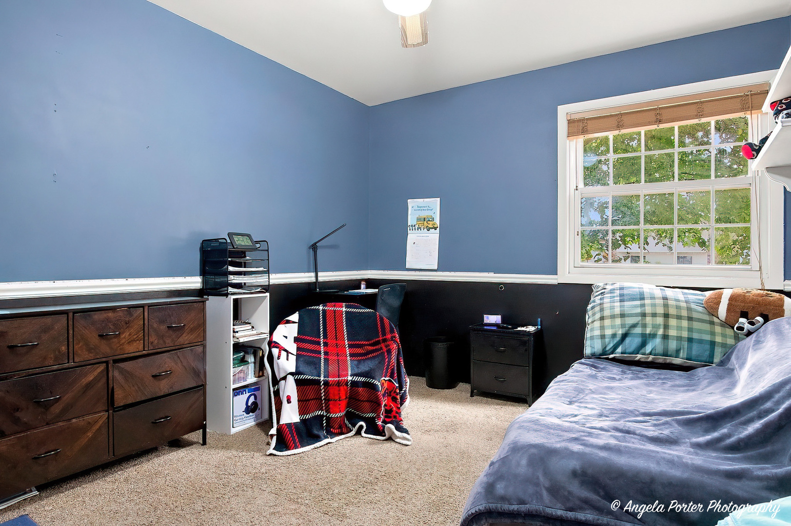 512 Silbury Court Property Photo 12
