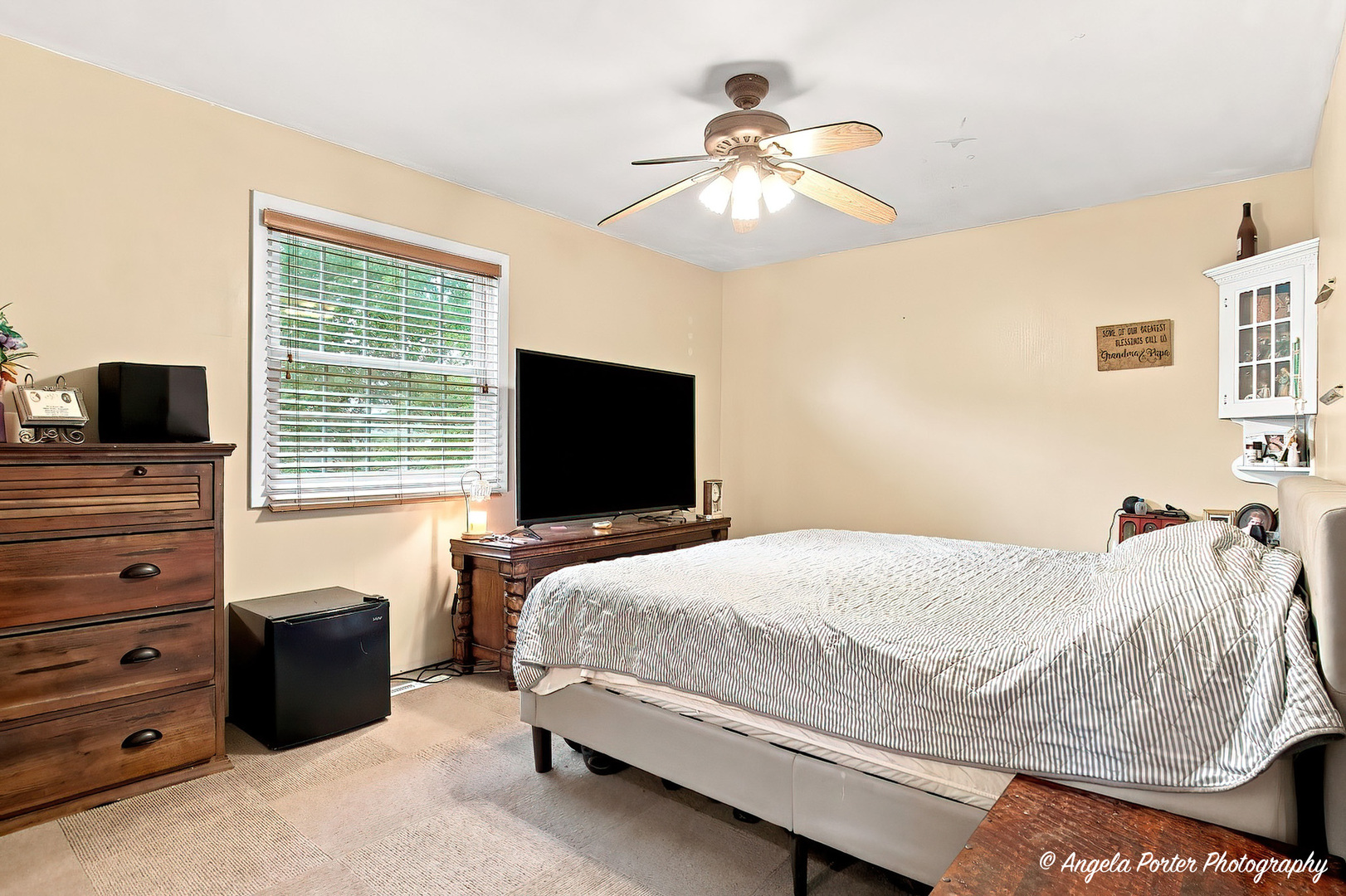 512 Silbury Court Property Photo 14