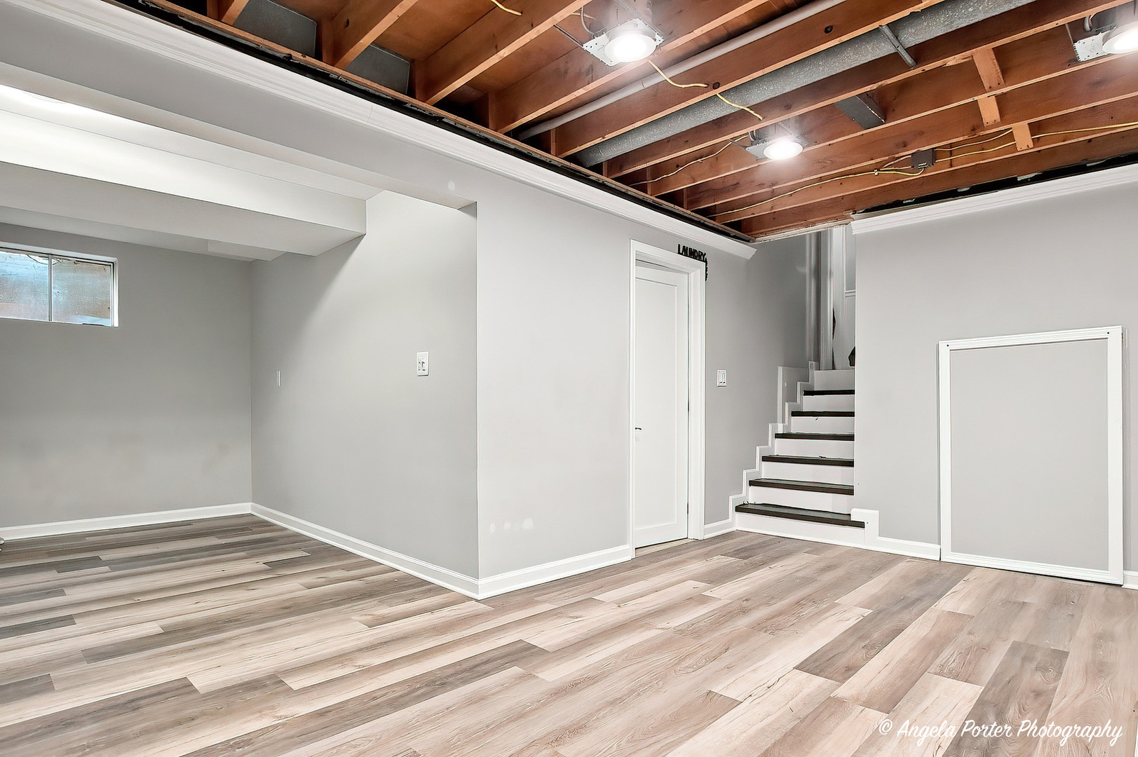 512 Silbury Court Property Photo 19